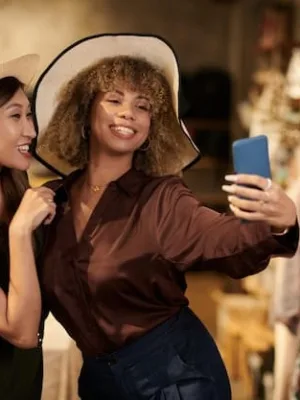 Shein Live Shopping: Snag Exclusive Deals & Discounts Now - Cover Image