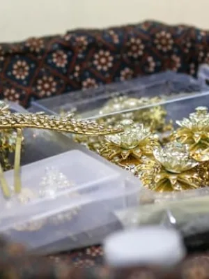 Shein Jewelry Tarnishing: Prevent & Avoid (2025 Guide) - Cover Image